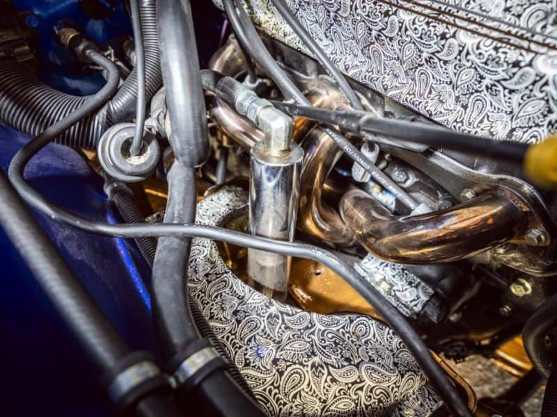 DETAIL-Todds 3-Wheeler Chevy truck-camleggettphoto